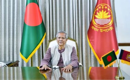 আইনশৃঙ্খলা নিয়ে উচ্চপর্যায়ের বৈঠক প্রধান উপদেষ্টার